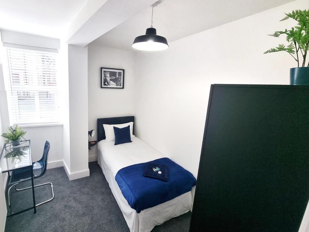 Stylish 2 Bed Apartment With Free Parking, Speed Wifi, Free Parking Colchester Exterior photo
